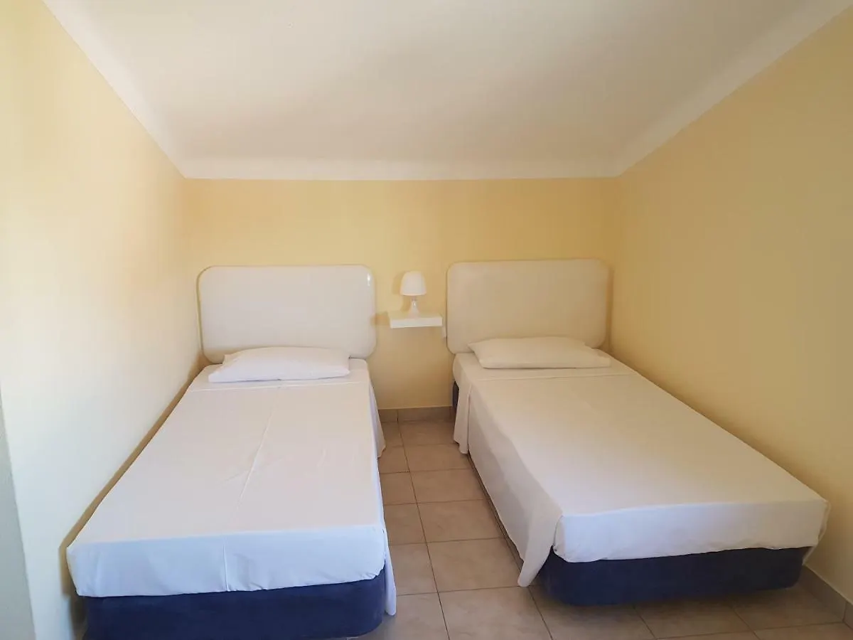 Guest house Yaholidays Hotel Portimao Portugal