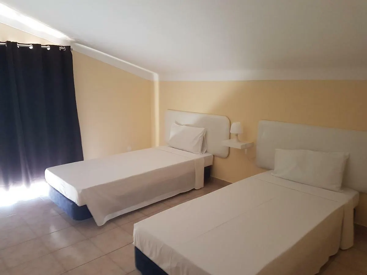 Guest house Yaholidays Hotel Portimao Portugal
